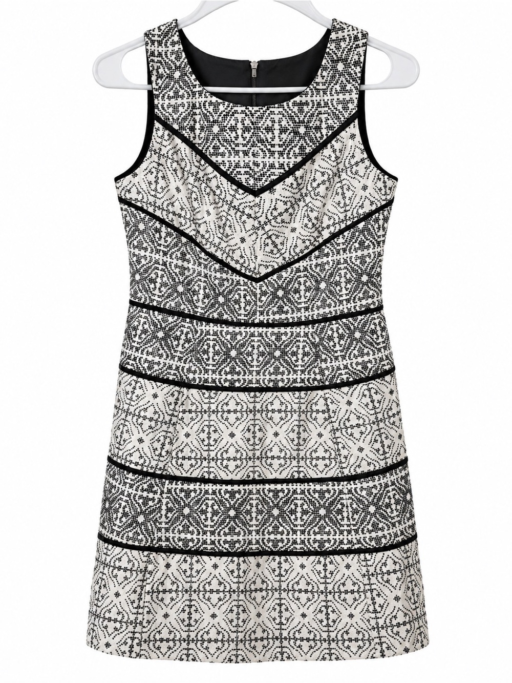 Jessica Simpson Black and White Sleeveless Mini Dress